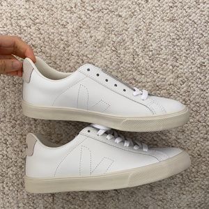 Veja Esplar brand new in box